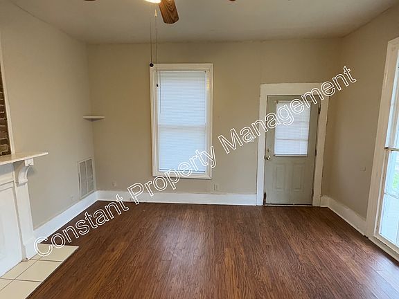 3rd image of 1680 Lawton Ave APT A