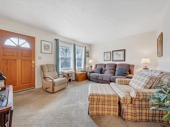 3rd image of 5424 Eveningwood Ln