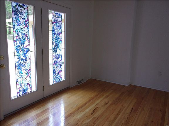 2nd image of 270 N Lake Dr