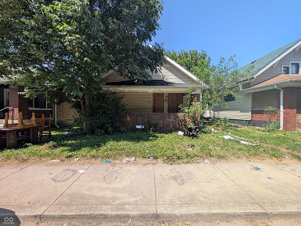 1st image of 642 N Oxford St