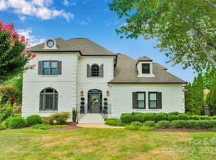 16216 Walcot Ln, Cornelius, NC 28031