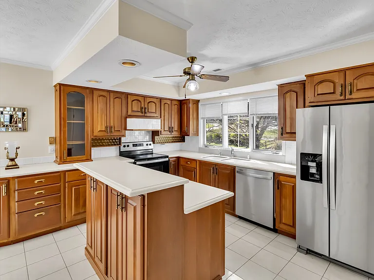 41 Balsam Shadows Rd — Photo 12
