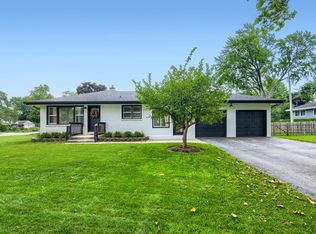 827 Lyford Ln, Wheaton, IL 60189