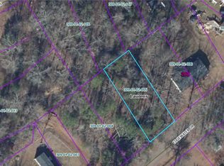 10 E Edgewater Dr, Waterloo, SC 29384