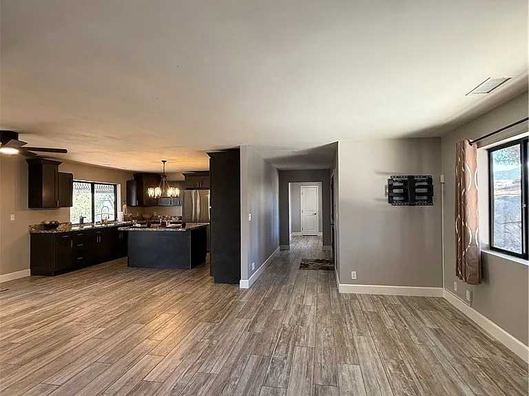 27258 Kiavo Dr — Photo 16