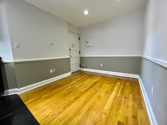 Rented by JM Preston Properties LLC | media 8