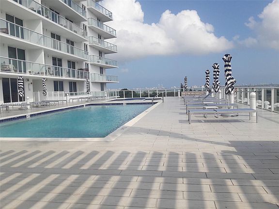 5th image of 4250 Biscayne Blvd APT 711