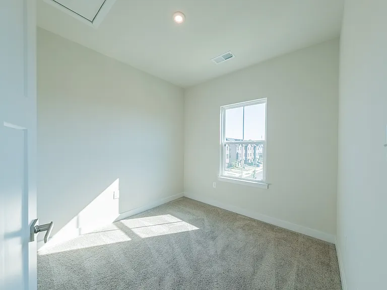 2024 Old Manchester St — Photo 18