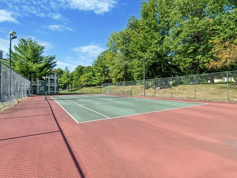 Village at Windermere Apartments — Photo 6