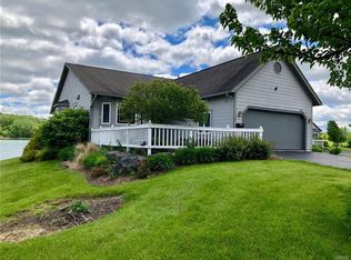 183 Summerhaven Dr S, East Syracuse, NY 13057