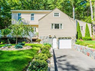 351 W Mountain Rd, West Simsbury, CT 06092