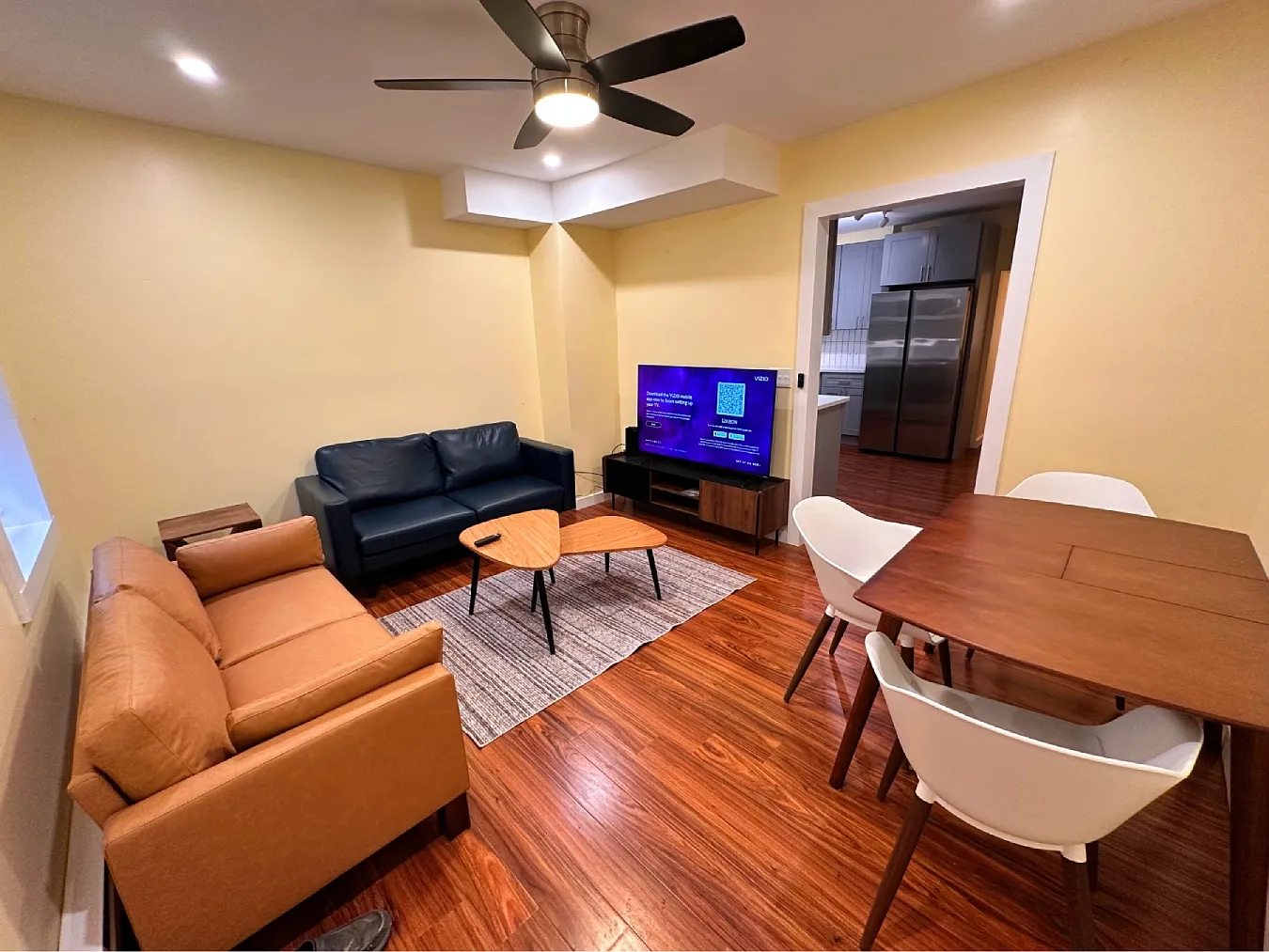 5 bed, 1650 sqft, $3,750 — Photo 1