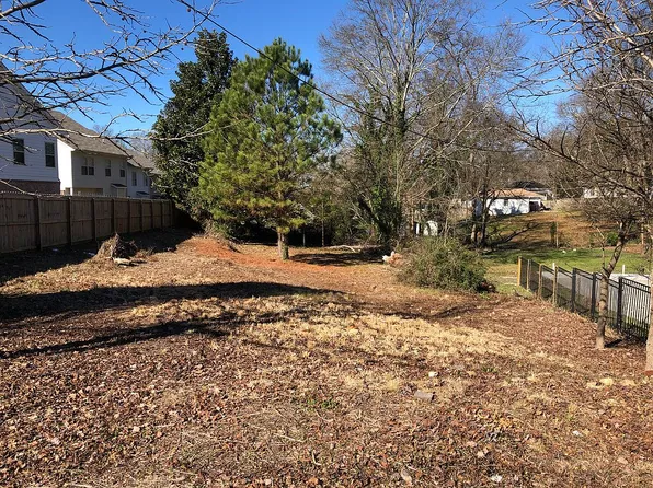 2050 Bolton Rd NW, Atlanta, GA 30318