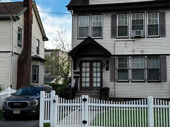 264 Weequahic Ave, Newark City, NJ 07112