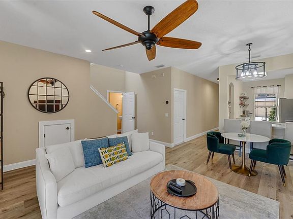 4th image of 1111 LONG OAK WAY