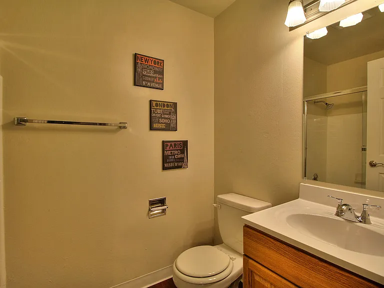 The Arbors at Mountain View Apartments — Photo 16