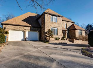 4247 E Kingsbury St, Springfield, MO 65809