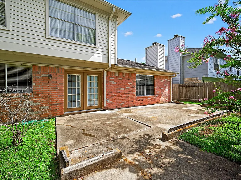 4514 Treasure Trl — Photo 40