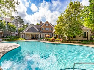 The Lodge at Mallard Creek Apartments, Charlotte, NC 28269