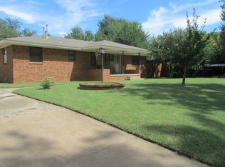 809 SW 63rd St, Oklahoma City, OK 73139