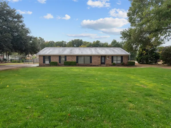212 Shadow Ridge Dr, Bossier City, LA 71112