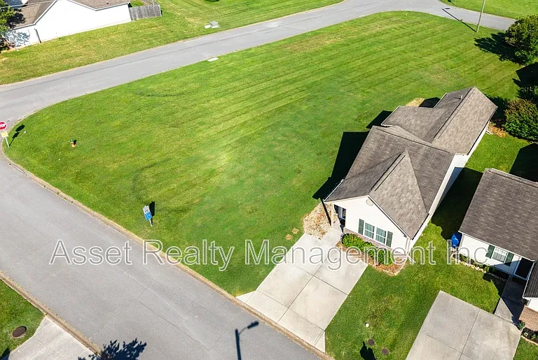 5532 Libby Way — Photo 7