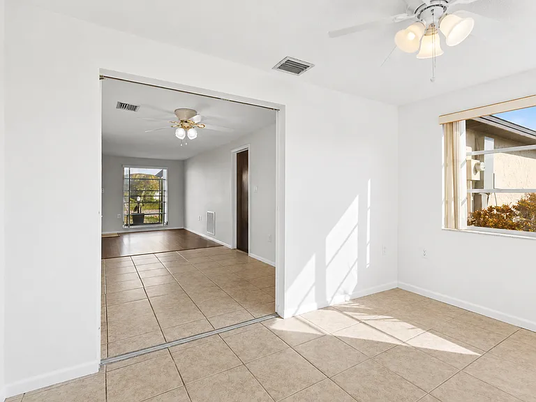 3022 Salisbury Dr — Photo 8