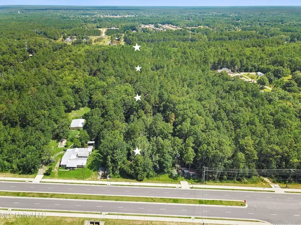 15220 Cook Rd, Biloxi, MS 39532