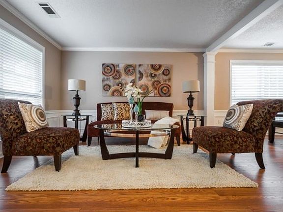 5th image of 421 Bottesford Dr NW