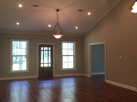 VERY LARGE Living Room