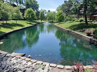 2449 Spring St #39, Woodridge, IL 60517