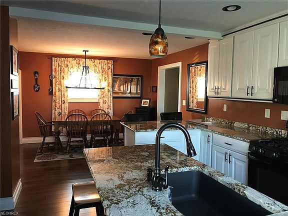 4th image of 1023 Buffalo St