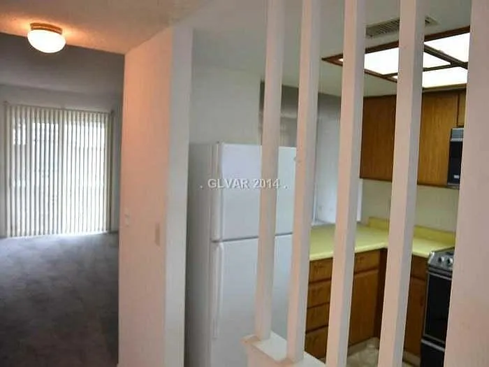 3823 S Maryland Pkwy — Photo 3