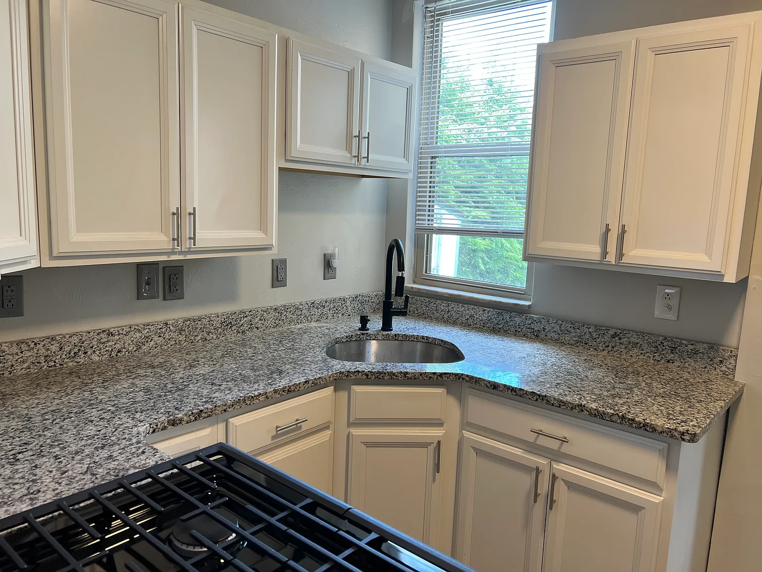4 bed, 1656 sqft, $1,595 — Photo 3