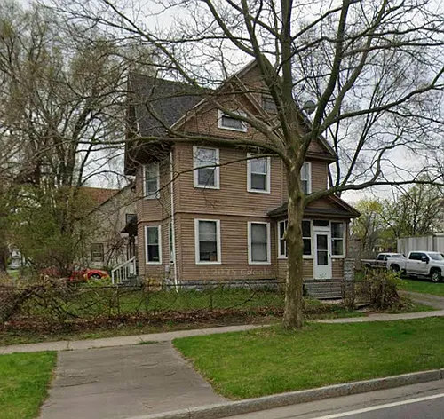 211 Parsells Ave Photo 1