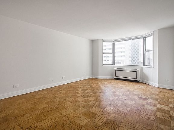 2nd image of 400 E 71st St APT 7V