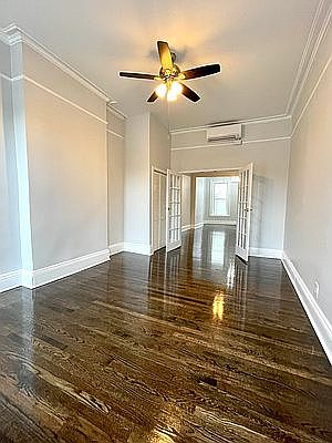 4th image of 349 Smith St #2