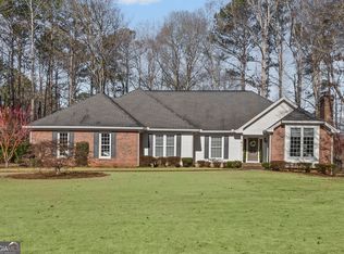 15 Springwater Way, Newnan, GA 30265