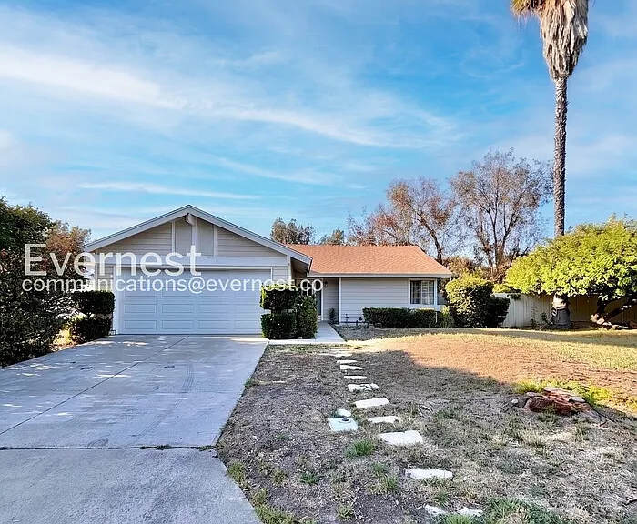 30440 Milky Way Dr — Photo 1