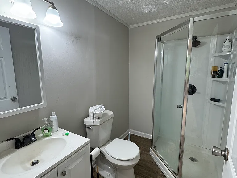 1734 E Broad St #A — Photo 12