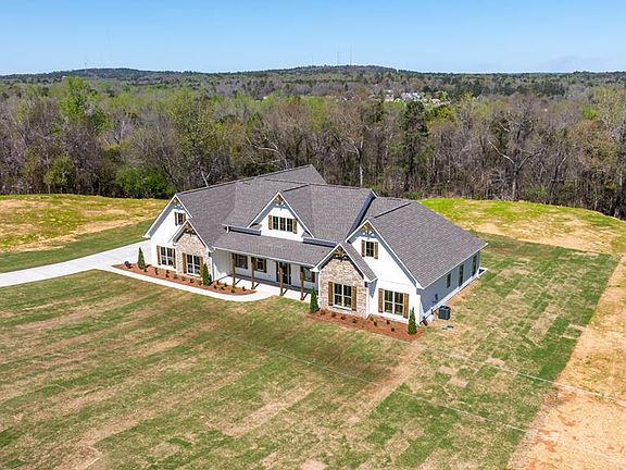 2nd image of 3300 Knowles Rd