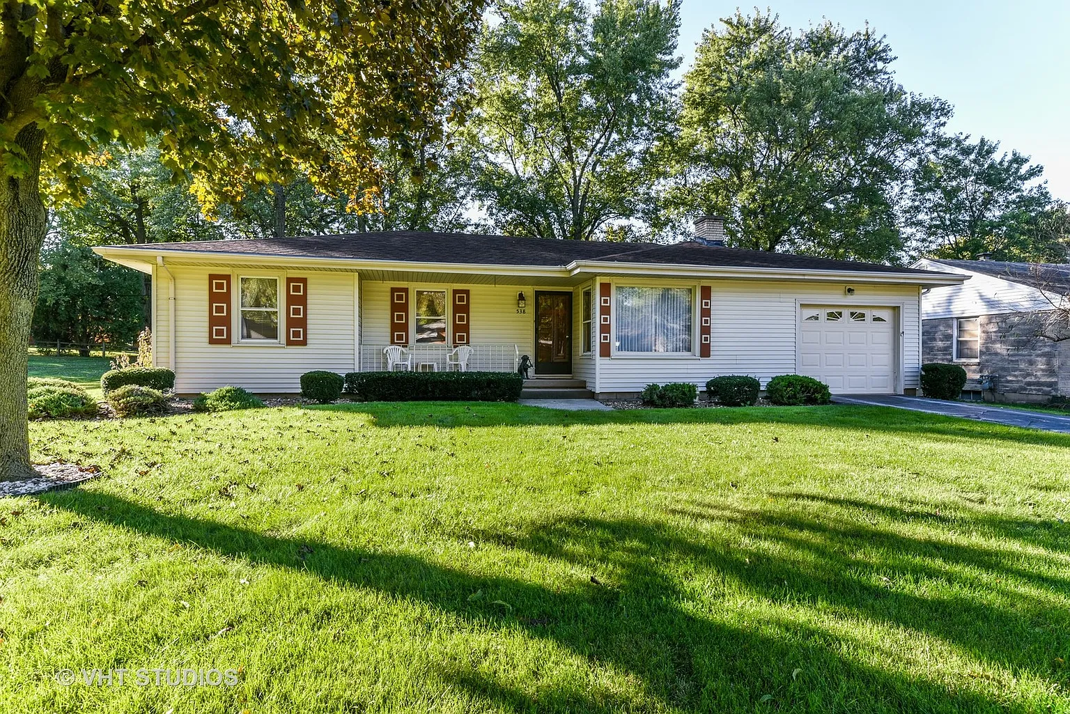 538 Meadow Ln photo 1
