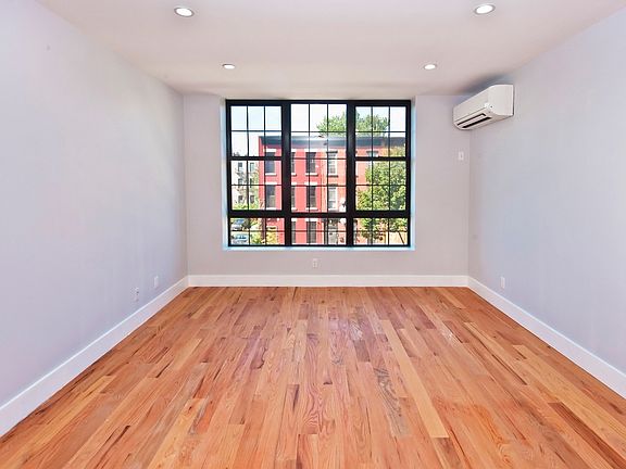 3rd image of 670 Halsey St #2