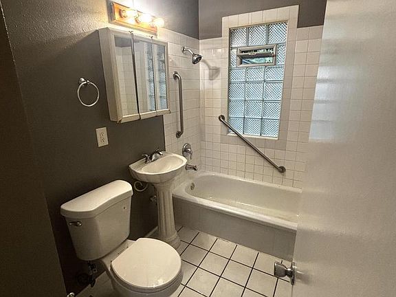 3rd image of 5657 N 58th STREET