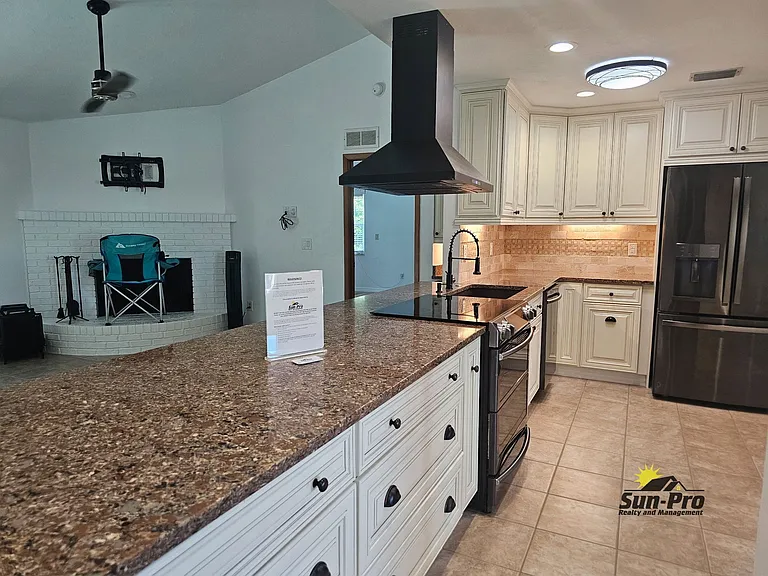 139 Riverwalk Ct — Photo 13