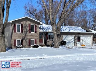 4022 Roth Rd, Grand Island, NE 68803