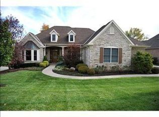 157 Chateau Valley Ln, South Lebanon, OH