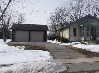 7725 3rd St, Dexter, MI 48130