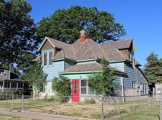 106 4th Ave, Edgemont, SD 57735