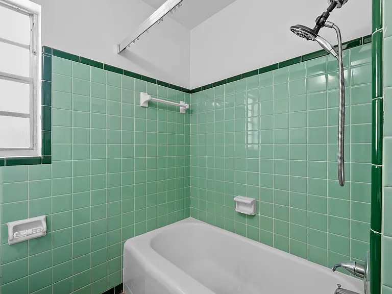2513 Chapel Way — Photo 12